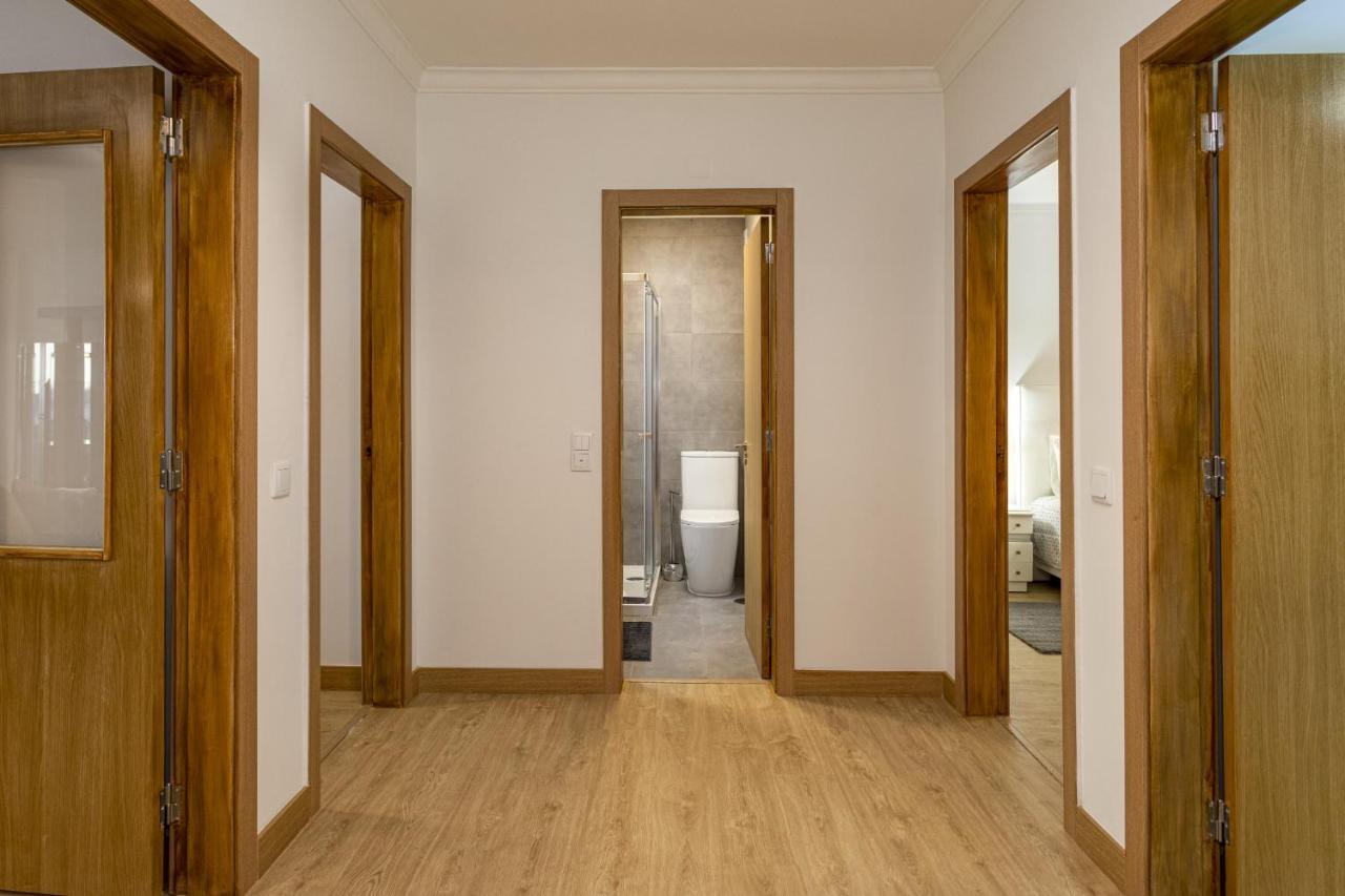 Miral 2 - Beach Front Apartment With Pool Куартейра Екстериор снимка